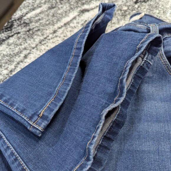 Levi's 515 Jeans Womens Size 10 Boot Cut Medium Wash Denim Casual Ladies - Picture 5 of 6